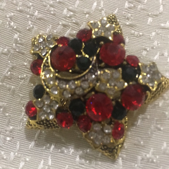 KLHHG Christmas Brooch - Picture 5 of 10